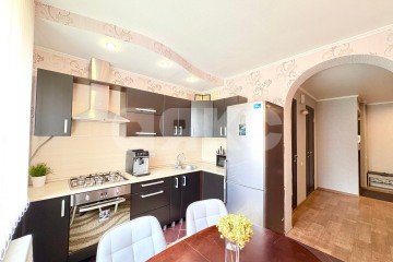 Фото №3: 2-комнатная квартира 52 м² - Нижнекамск, мкр. 34-й, ул. Рифката Гайнуллина, 10