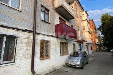 Фото №2: 2-комнатная квартира 42 м² - Армавир, мкр. Оптика, ул. Ленина, 38