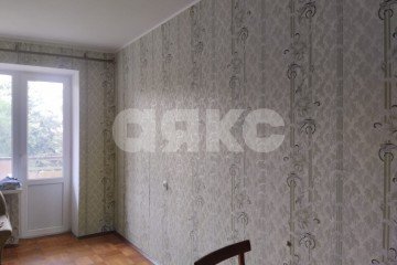 Фото №3: 3-комнатная квартира 63 м² - Армавир, мкр. Черёмушки, ул. Маркова, 351