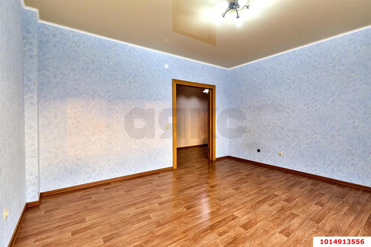 Фото №6: 2-комнатная квартира 71 м² - Краснодар, имени Маршала Жукова, ул. Александра Покрышкина, 2/2