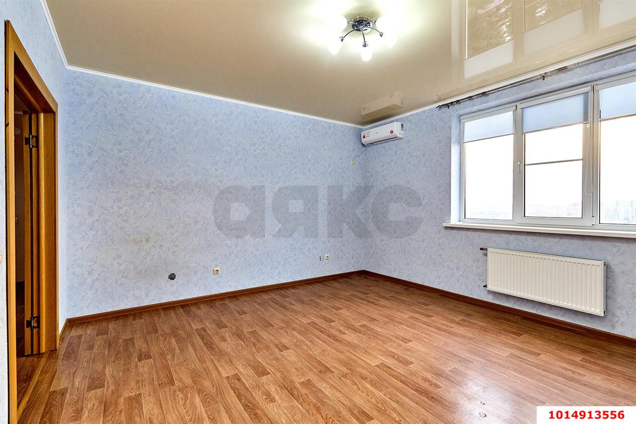 Фото №3: 2-комнатная квартира 71 м² - Краснодар, имени Маршала Жукова, ул. Александра Покрышкина, 2/2