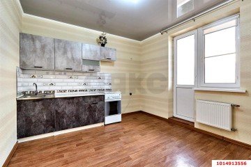 Фото №1: 2-комнатная квартира 71 м² - Краснодар, мкр. имени Маршала Жукова, ул. Александра Покрышкина, 2/2