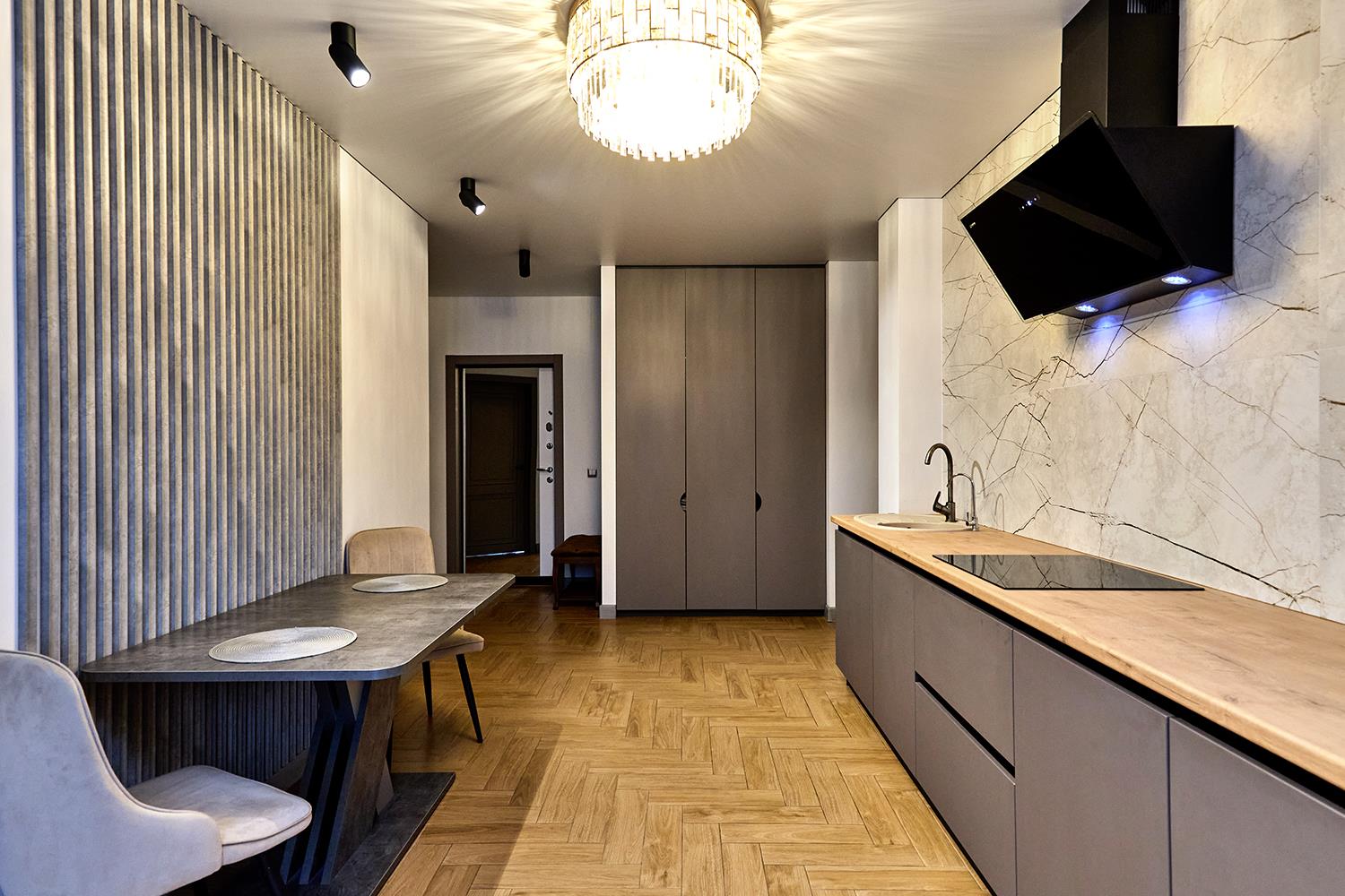 Фото №4: 2-комнатная квартира 63 м² - Краснодар, Прикубанский внутригородской округ, жилой комплекс Кубанский, мкр. Завод Измерительных Приборов, ул. Зиповская, 38