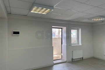 Фото №1: Торговое помещение 107 м² - Краснодар, мкр. Музыкальный, ул. Суздальская, 14