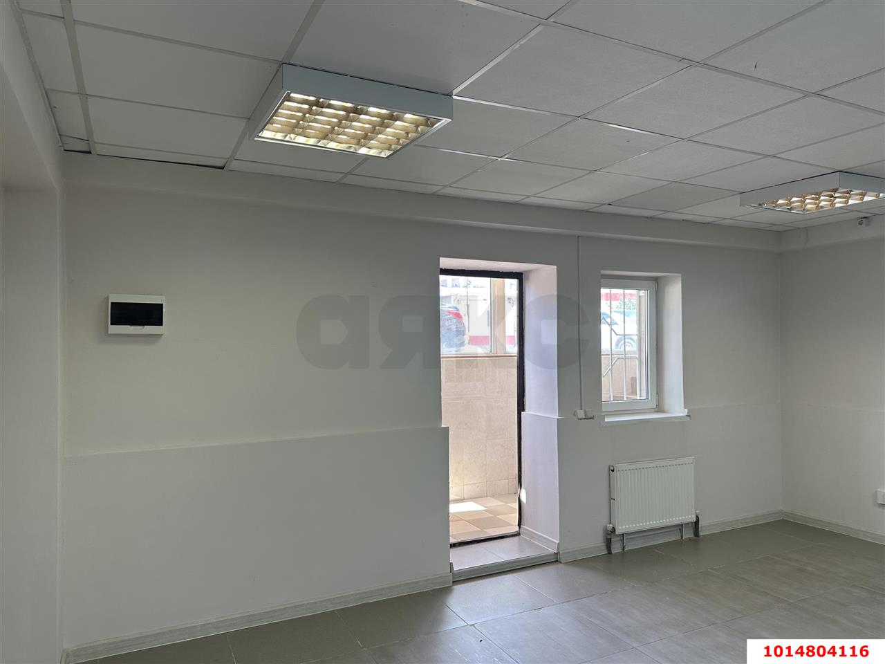 Фото №1: Торговое помещение <span class="whitespace-nowrap">236 м²</span>, <span class="whitespace-nowrap">4 эт.</span> - Краснодар, Прикубанский внутригородской округ, мкр. Музыкальный, ул. Суздальская, 14