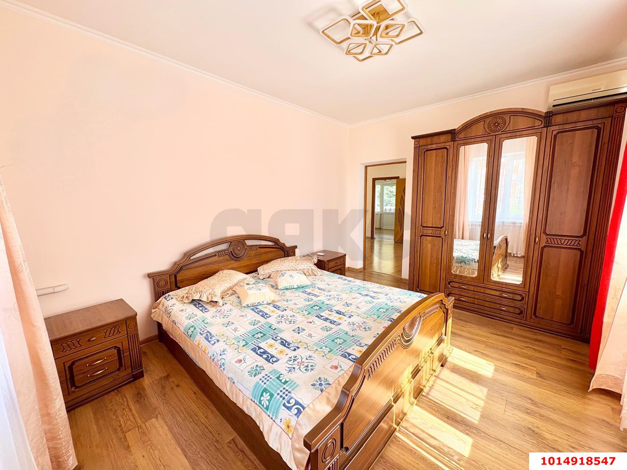 Фото №11: Дом 390 м² + 5 сот. - Новомихайловский, пер. Автобазовский, 2