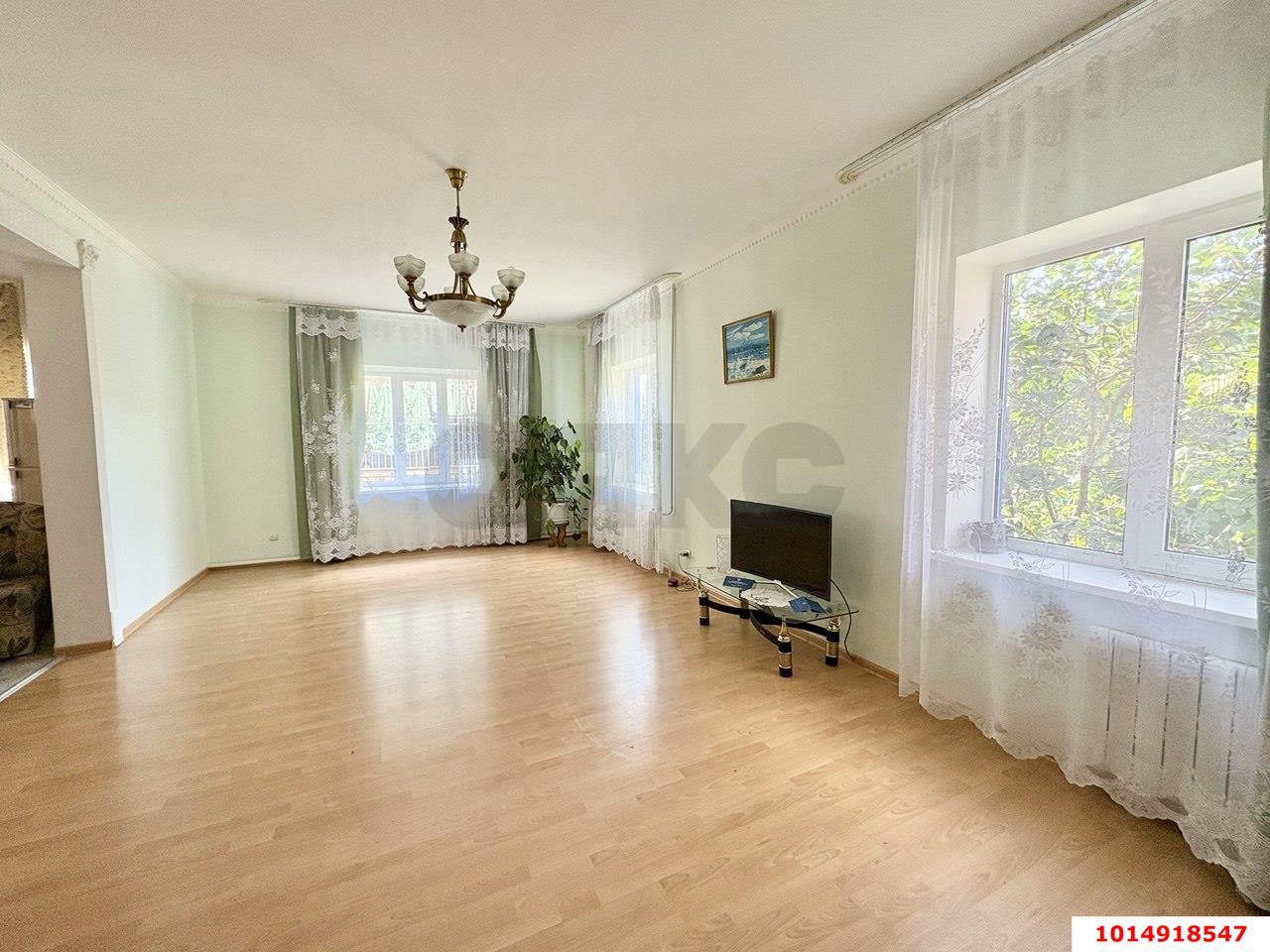 Фото №8: Дом 390 м² + 5 сот. - Новомихайловский, пер. Автобазовский, 2