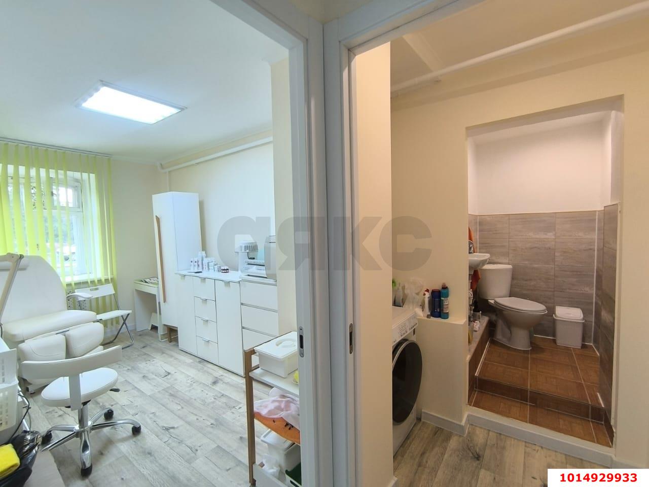 Фото №6: Офисное помещение 44 м² - Краснодар, Центральный, ул. Коммунаров, 241