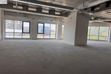 Фото №3: Коммерция 717 м² - Краснодар, мкр. ЖК Девелопмент Плаза, ул. имени 40-летия Победы, 33Г