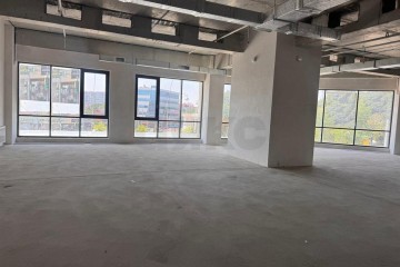 Фото №3: Торговое помещение 717 м² - Краснодар, мкр. ЖК Девелопмент Плаза, ул. имени 40-летия Победы, 33Г