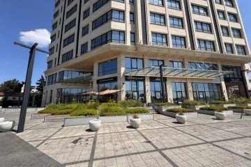 Фото №2: Торговое помещение 717 м² - Краснодар, мкр. ЖК Девелопмент Плаза, ул. имени 40-летия Победы, 33Г