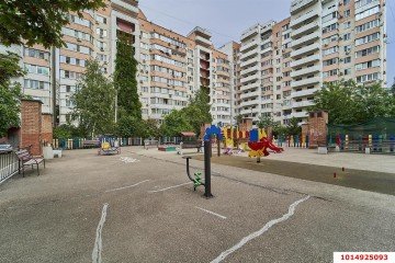 Фото №1: 1-комнатная квартира 32 м² - Краснодар, мкр. Краевая Клиническая Больница, ул. Черкасская, 53