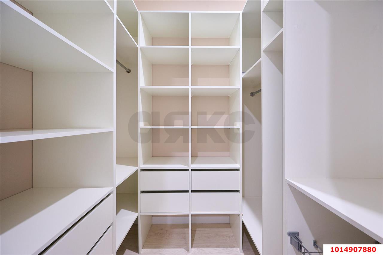 Фото №10: 3-комнатная квартира 98 м² - Краснодар, Карасунский внутригородской округ, Почтовый, мкр. жилой комплекс Почтовый, пр-кт имени писателя Знаменского, 34