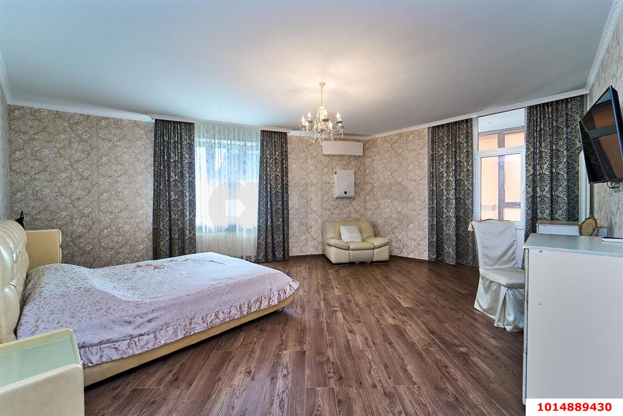 Фото №5: 3-комнатная квартира 130 м² - Краснодар, Центральный внутригородской округ, Западный внутригородской округ, мкр. Центральный, ул. Кубанская набережная, 23/1