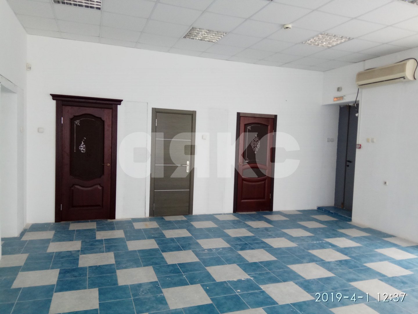Фото №3: Коммерция 265 м² - Армавир, ул. Володарского