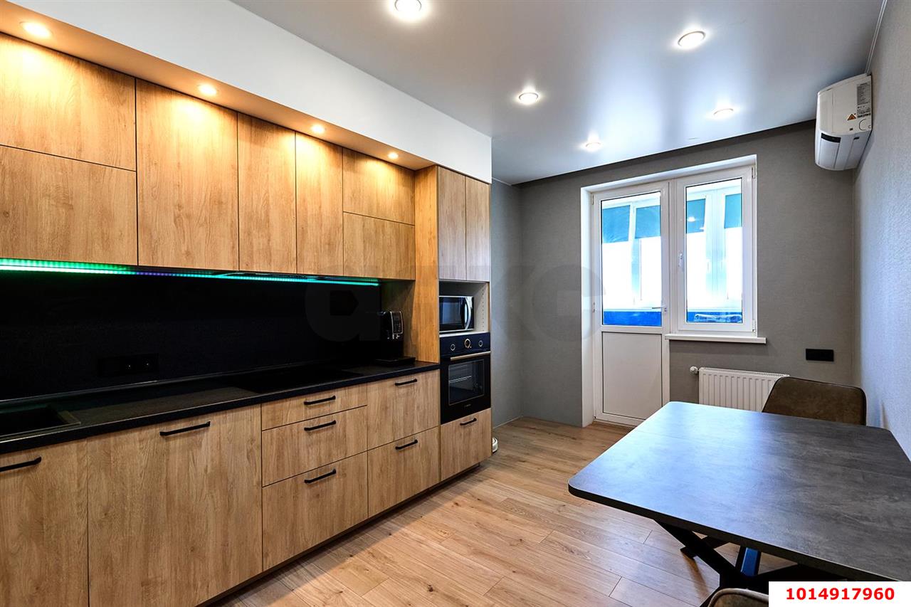 Фото №1: 3-комнатная квартира 81 м² - Краснодар, Пашковский, мкр. Карасунский внутригородской округ, ул. Бородинская, 156/2