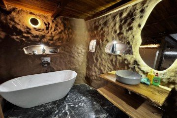 Фото №3: 2-комнатная квартира 76 м² - Краснодар, мкр. Центральный, ул. Красноармейская, 16
