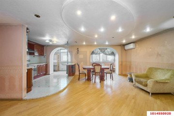 Фото №1: 3-комнатная квартира 98 м² - Краснодар, мкр. Комсомольский, ул. Сормовская, 120