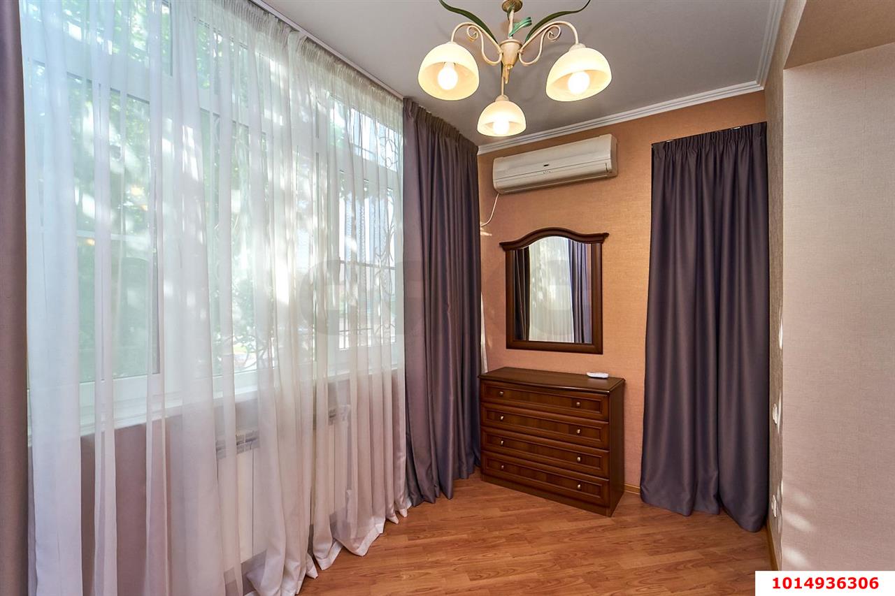 Фото №8: 3-комнатная квартира 107 м² - Краснодар, Центральный внутригородской округ, мкр. Дубинка, ул. КИМ, 141