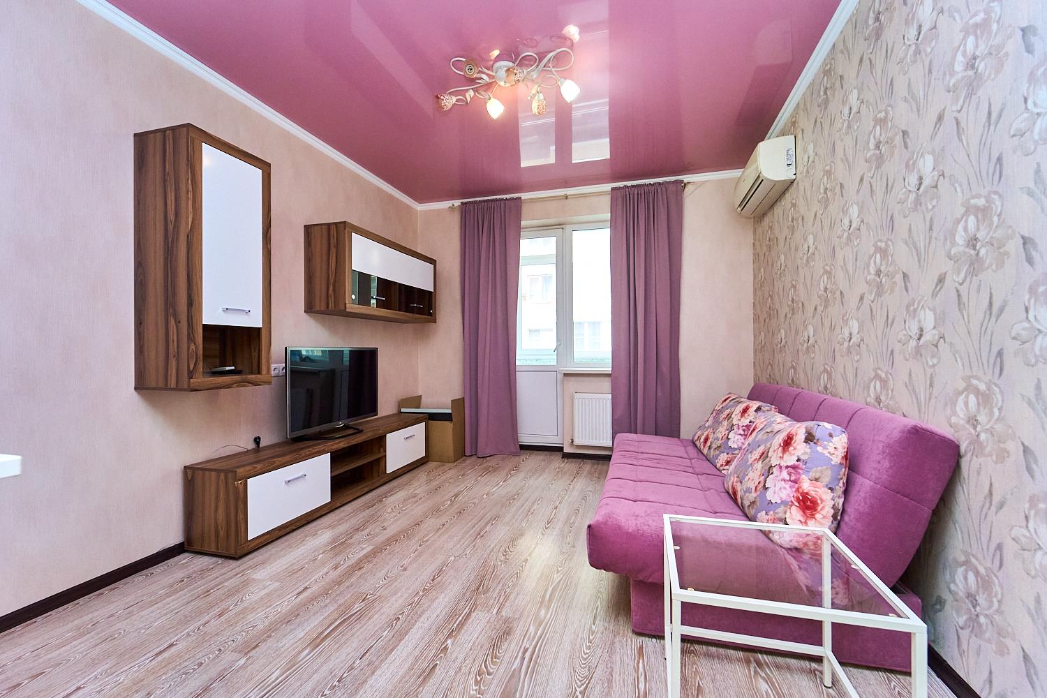 Фото №1: 1-комнатная квартира 37 м² - Краснодар, Прикубанский внутригородской округ, Завод Радиоизмерительных Приборов, мкр. Музыкальный, ул. имени С.С. Прокофьева, 29