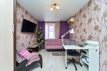 Фото №1: 3-комнатная квартира 41 м² - Российский, мкр. Прикубанский внутригородской округ, ул. имени В.М. Комарова, 19