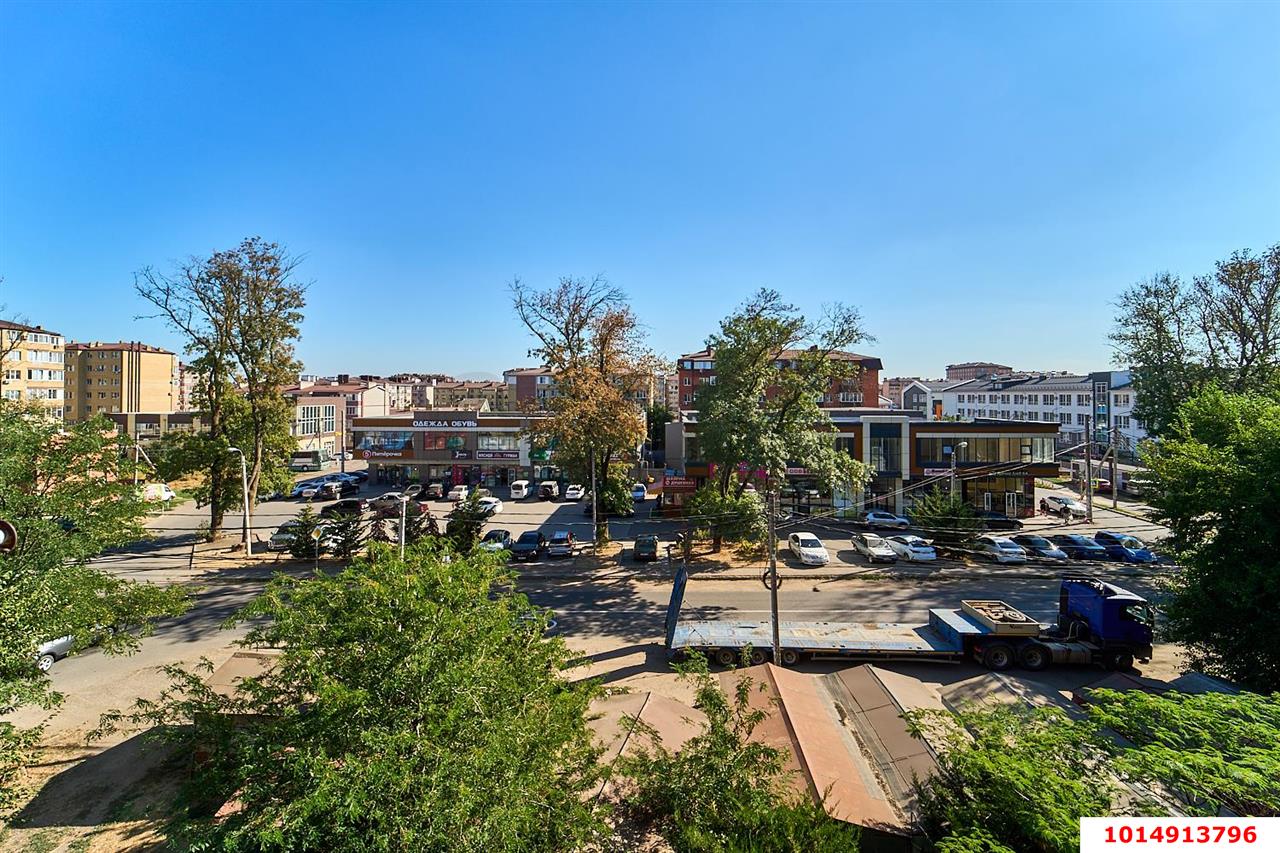 Фото №13: 3-комнатная квартира 41 м² - Российский, Прикубанский внутригородской округ, ул. имени В.М. Комарова, 19