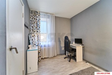 Фото №4: 3-комнатная квартира 41 м² - Российский, мкр. Прикубанский внутригородской округ, ул. имени В.М. Комарова, 19