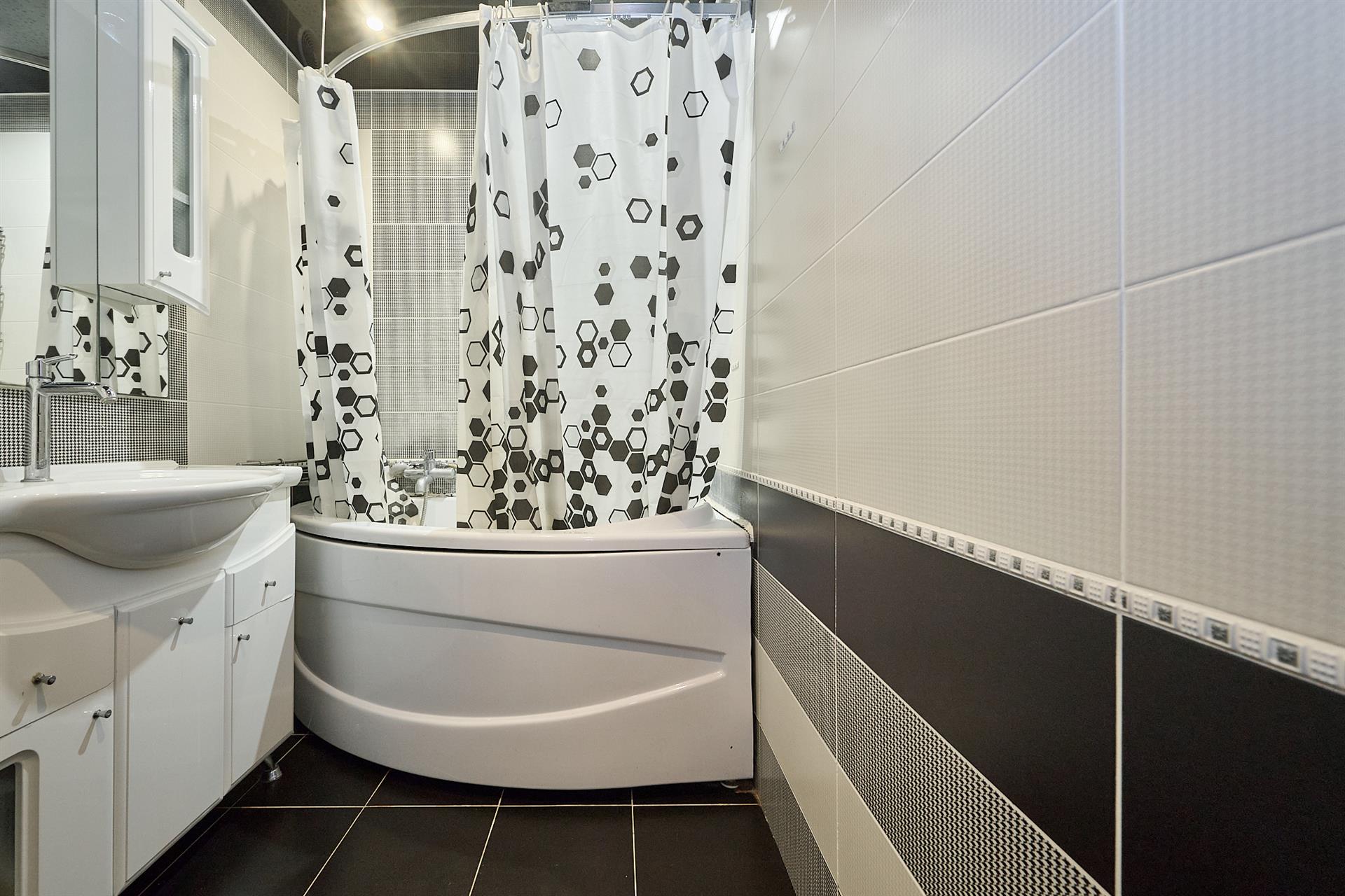 Фото №16: 2-комнатная квартира 74 м² - Краснодар, Карасунский внутригородской округ, мкр. Гидростроителей, ул. имени Снесарева, 8