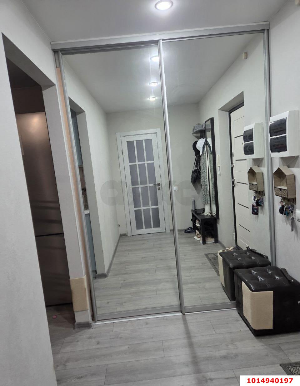 Фото №2: 2-комнатная квартира 47 м² - Краснодар, Музыкальный, ЖК Времена Года, Завод Радиоизмерительных Приборов, Прикубанский внутригородской округ, жилой комплекс Времена года, мкр. имени Петра Метальникова, ул. Петра Метальникова, 5к3