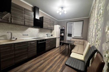 Фото №1: 1-комнатная квартира 46 м² - Краснодар, мкр. имени Петра Метальникова, ул. Петра Метальникова, 5к2