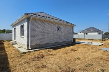 Фото №2: Дом 110 м² - Лазурный, мкр. Прикубанский внутригородской округ, ул. Черноморская, 46