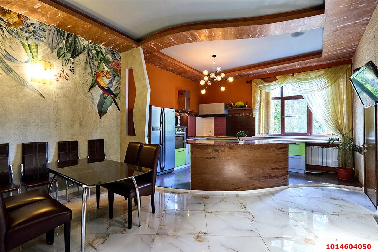 Фото №1: Дом 302 м² + 10 сот. - Краснодар, Отделение № 1 ОПХ Колос, пер. Лазоревый, 5