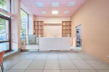 Фото №2: Коммерция 60 м² - Краснодар, мкр. Центральный, ул. Красноармейская, 63