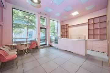 Фото №3: Коммерция 60 м² - Краснодар, мкр. Центральный, ул. Красноармейская, 63