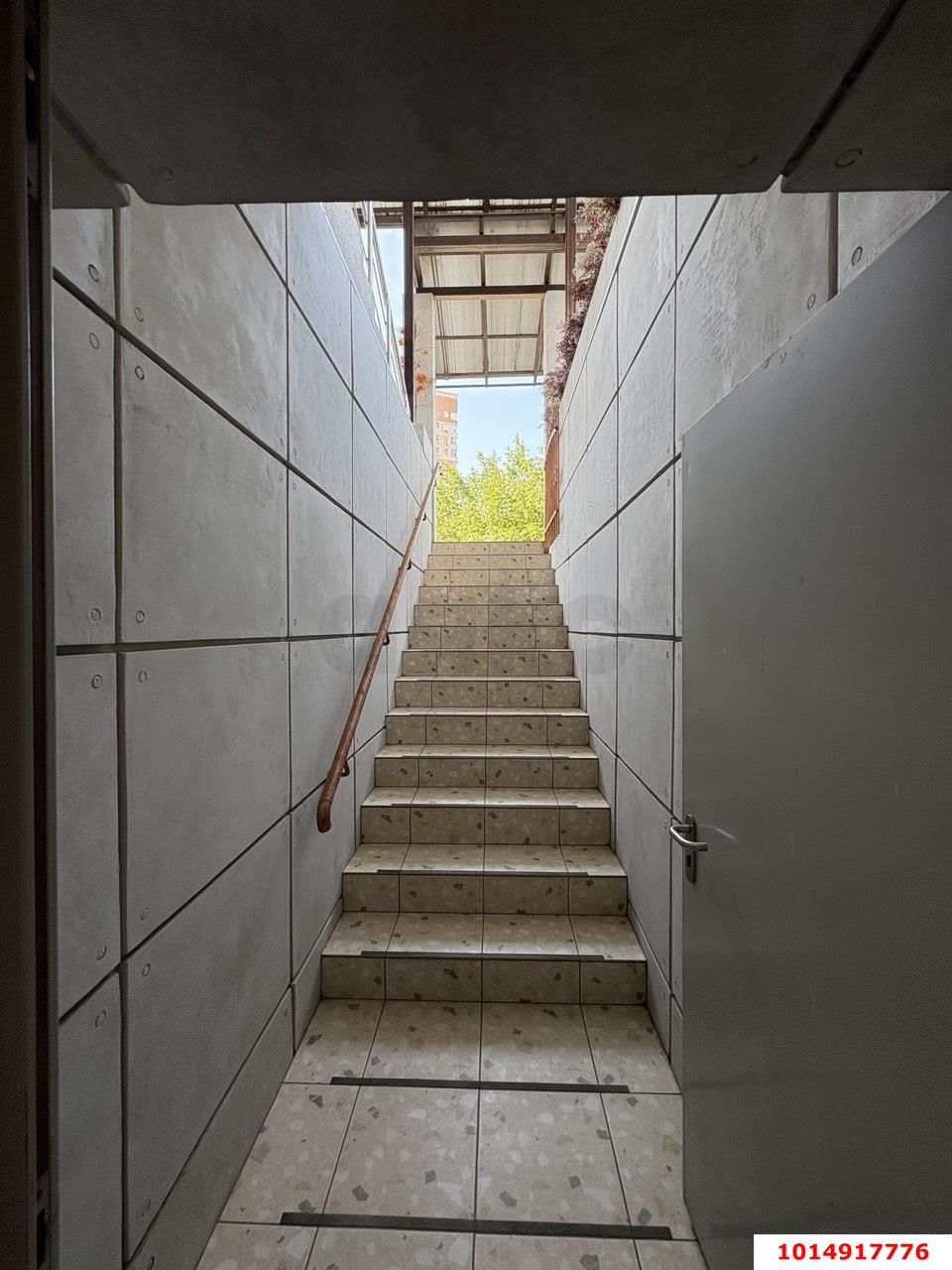 Фото №3: Торговое помещение 71 м² - Краснодар, Солнечный, пр-кт Константина Образцова, 25/1