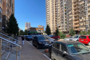 Фото №3: Торговое помещение 42 м² - Краснодар, ж/м имени Демьяна Бедного, ул. Степная, 1/1