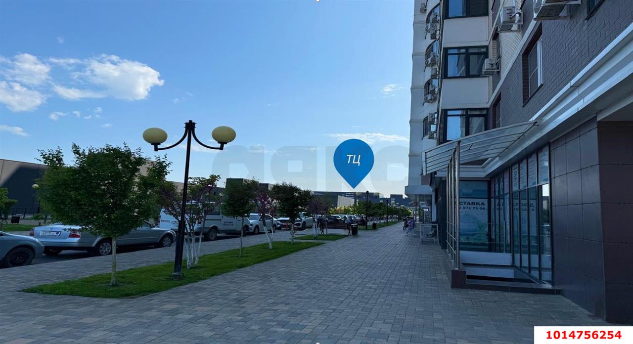 Фото №1: Торговое помещение 80 м² - Краснодар, жилой комплекс Атлант, ул. Адмирала Крузенштерна, 6к3