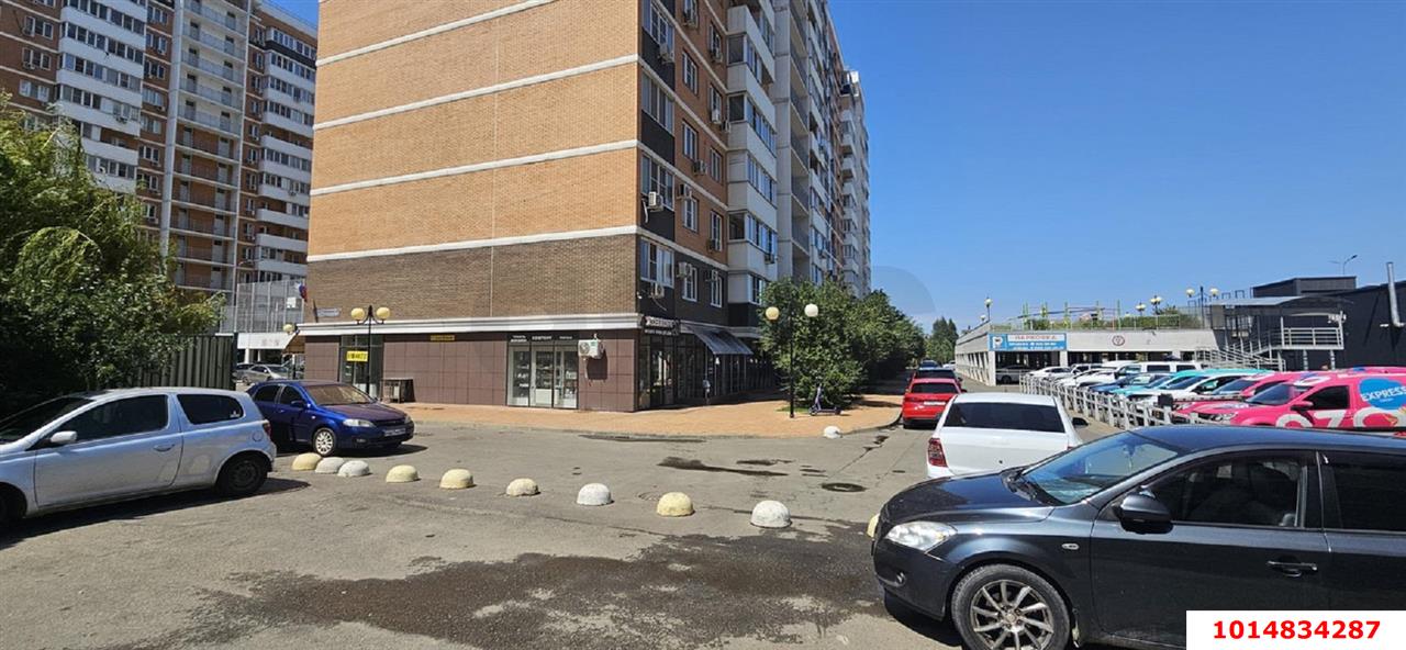 Фото №2: Торговое помещение 123 м² - Краснодар, имени Петра Метальникова, ул. Григория Пономаренко, 43