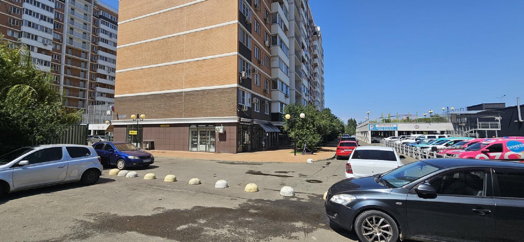 Фото №8: Коммерция 122 м² - Краснодар, Прикубанский внутригородской округ, Завод Радиоизмерительных Приборов, жилой комплекс Времена Года 3, мкр. имени Петра Метальникова, ул. Цезаря Куникова, 24к1