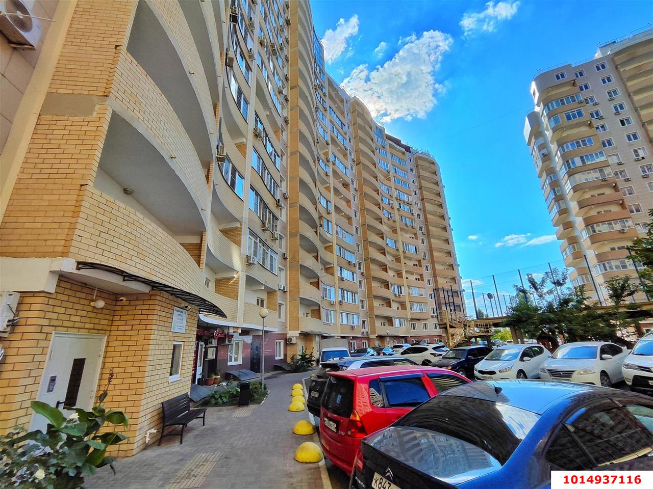 Фото №2: Коммерция 102 м² - Краснодар, Центральный внутригородской округ, Дубинка, жилой комплекс Радонеж, мкр. Черёмушки, ул. Вишняковой, 1/23к1