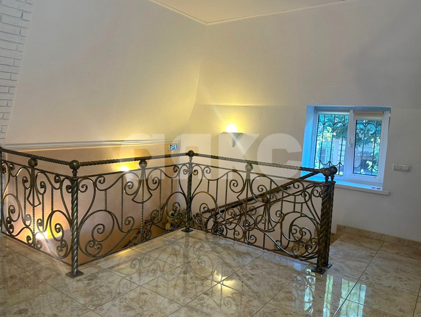 Фото №7: Коммерция 150 м² - Ростов-на-Дону, Ленинский, ул. Социалистическая, 86А