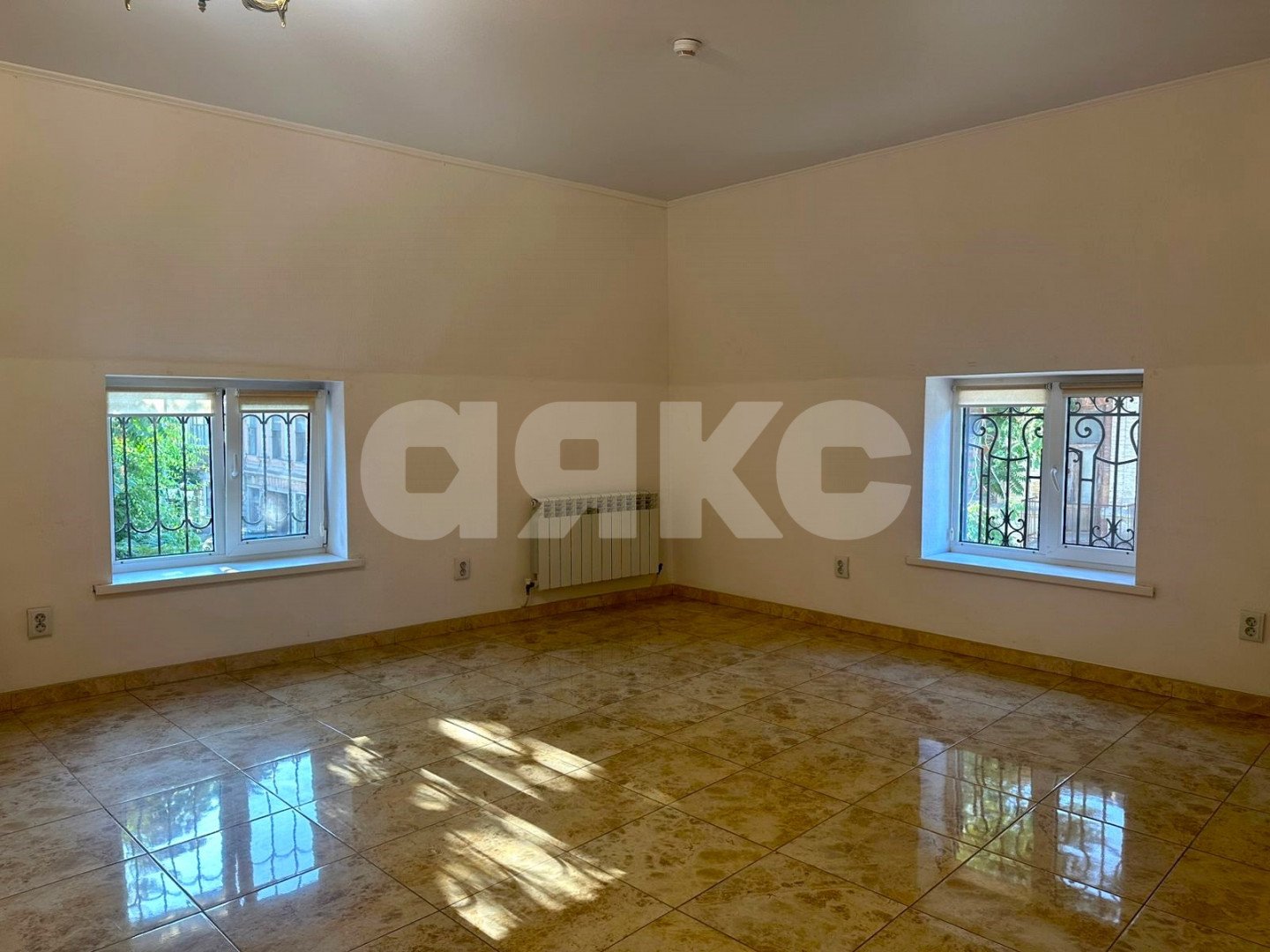 Фото №11: Коммерция 150 м² - Ростов-на-Дону, Ленинский, ул. Социалистическая, 86А