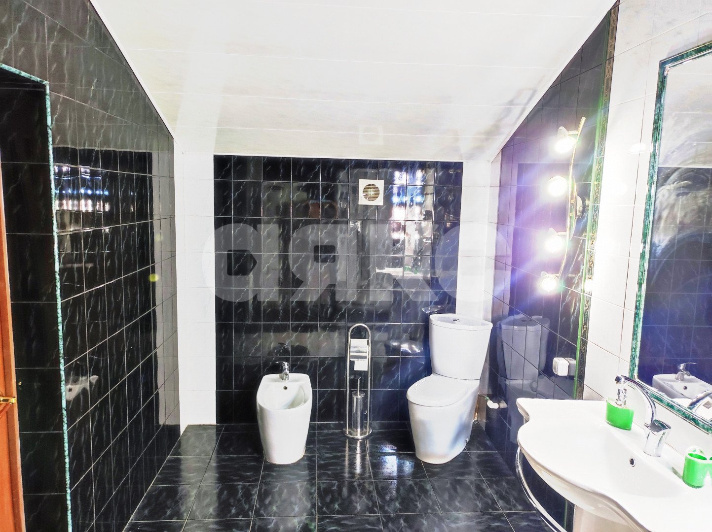 Фото №39: Дом 212 м² + 1.2 сот. - Ростов-на-Дону, Нахичевань, ул. 36-я Линия, 2/38