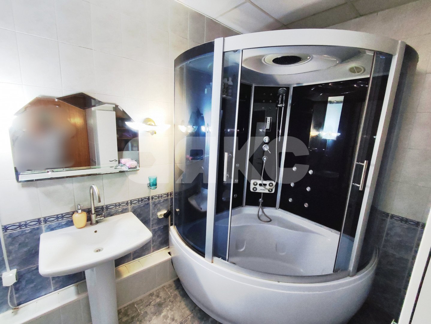 Фото №27: Дом 212 м² + 1.2 сот. - Ростов-на-Дону, Нахичевань, ул. 36-я Линия, 2/38