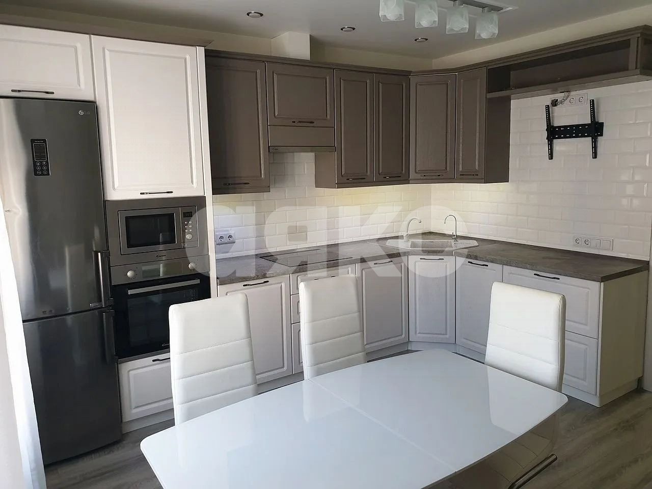 Фото №1: 2-комнатная квартира 56 м² - Ростов-на-Дону, жилой комплекс Итальянский Квартал, ул. Ткачёва, 32/50