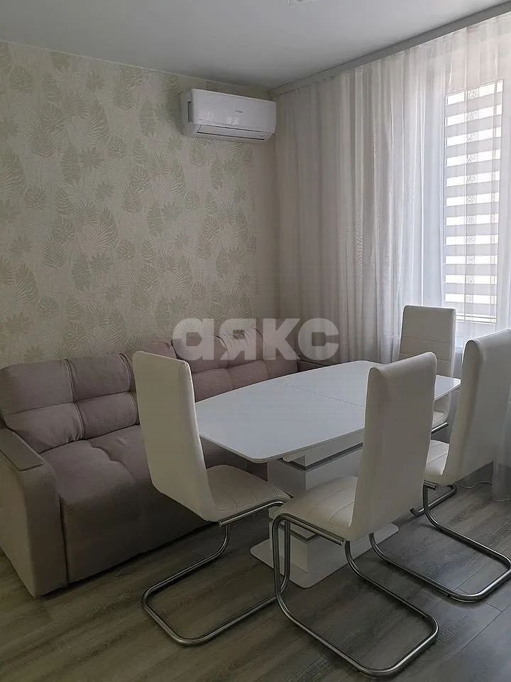 Фото №2: 2-комнатная квартира 56 м² - Ростов-на-Дону, жилой комплекс Итальянский Квартал, ул. Ткачёва, 32/50