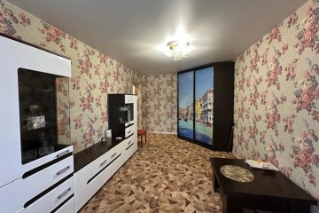 Фото №4: 2-комнатная квартира 47 м² - Краснодар, мкр. Хлопчато-бумажный Комбинат, ул. Новороссийская, 180