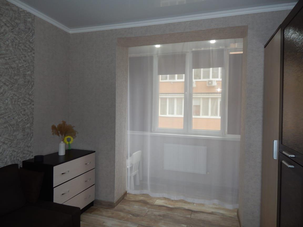 Фото №5: 1-комнатная квартира 42 м² - Краснодар, Прикубанский внутригородской округ, Завод Радиоизмерительных Приборов, мкр. Музыкальный, ул. имени Сергея Есенина, 84