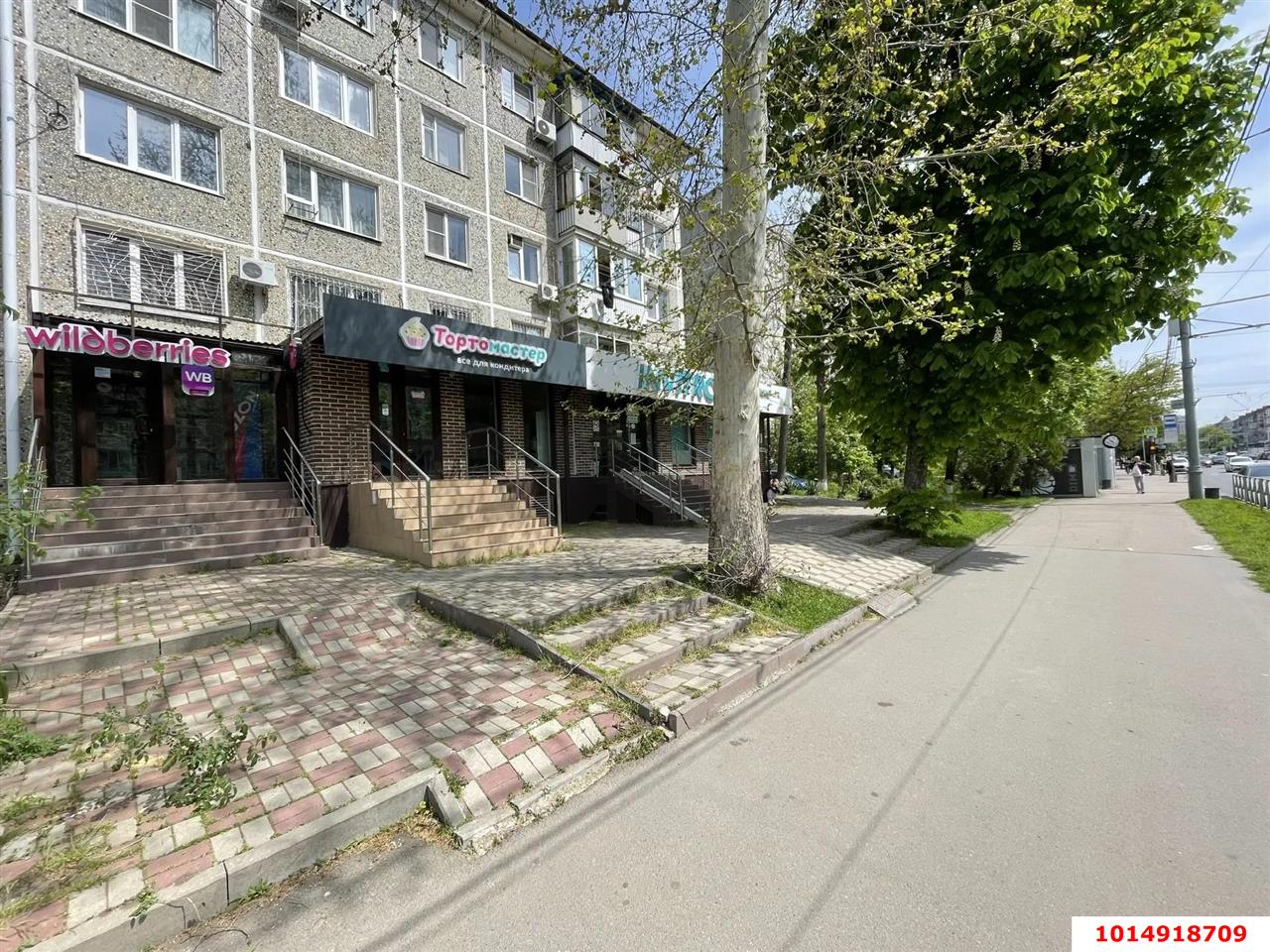 Фото №2: Торговое помещение 64 м² - Краснодар, Прикубанский внутригородской округ, мкр. Фестивальный, ул. Атарбекова, 9