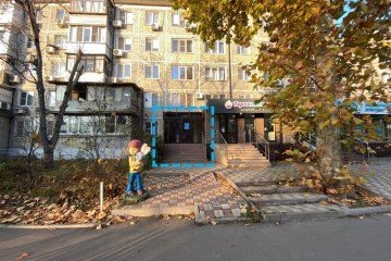 Фото №2: Торговое помещение 64 м² - Краснодар, мкр. Фестивальный, ул. Атарбекова, 9